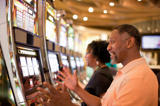 mponusa Mega Sevens free spins feature showing multiplier symbols and bonus round